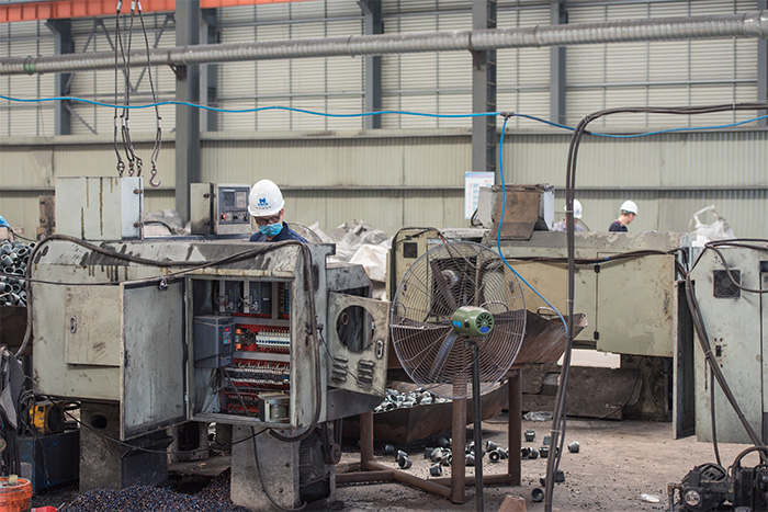 桦甸网架配件-锥头加工车间